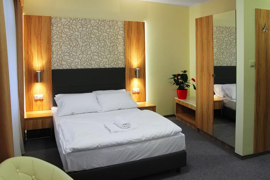 Hotel Przy Baszcie Λέγκνικα Δωμάτιο φωτογραφία