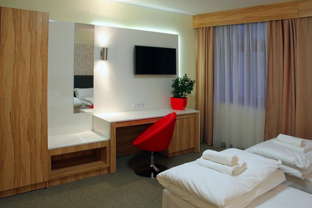 Hotel Przy Baszcie Λέγκνικα Εξωτερικό φωτογραφία